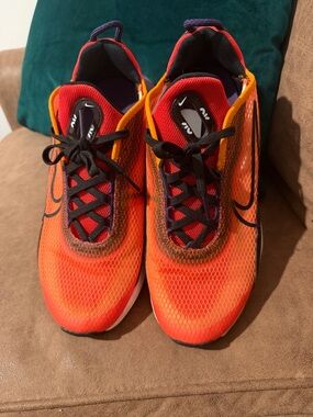 Nike Orange Red Mesh Athletic Sneakers